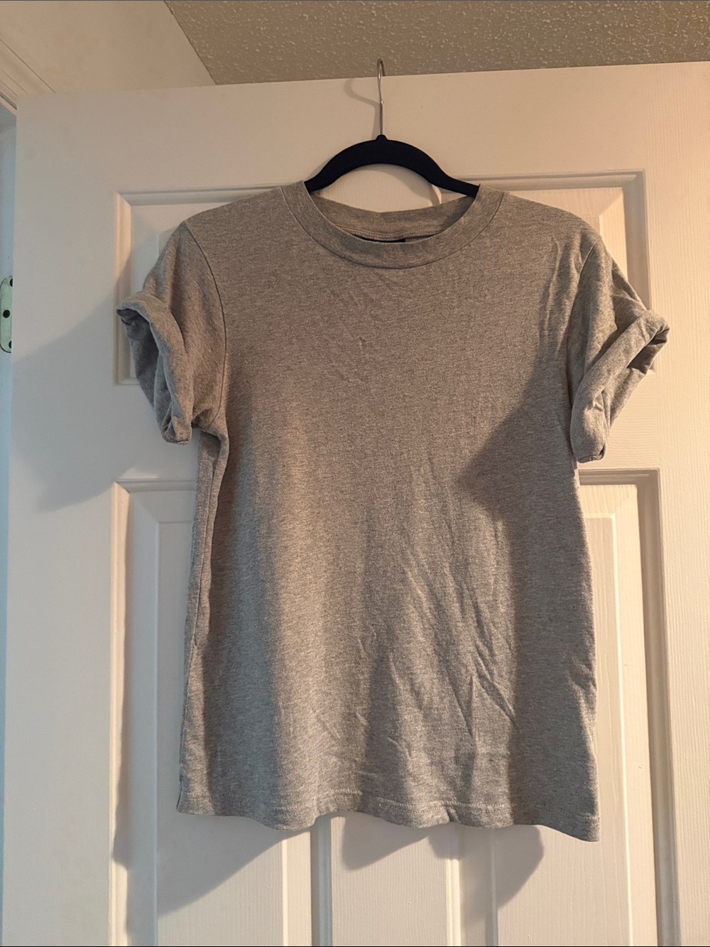 Topshop- Classic Short-Sleeve Tee in Heather Gray with Rolled Sleeve